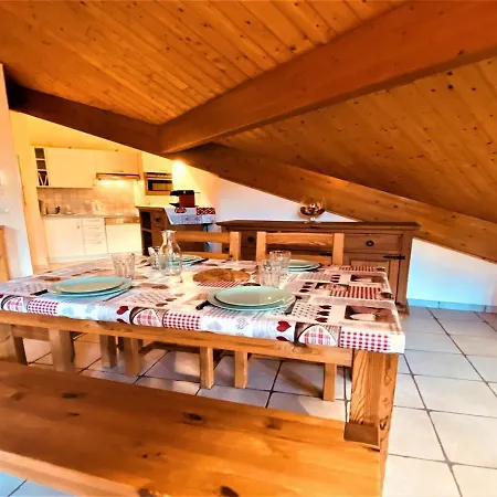 Confortable A 100m De La Telecabine Avec Balcon Et Equipements Complets - Fr-1-624-41 Samoens